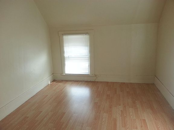 2nd image of 1516 Big Horn Ave