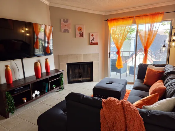 2120 El Paseo St APT 2423, Houston, TX 77054