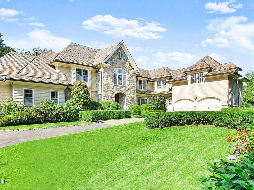 1st image of 10 Sherwood Ave