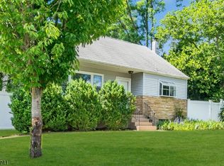 13 Allen St, Flemington Boro, NJ 08822