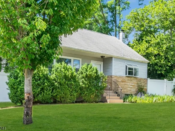 13 Allen St, Flemington Boro, NJ 08822