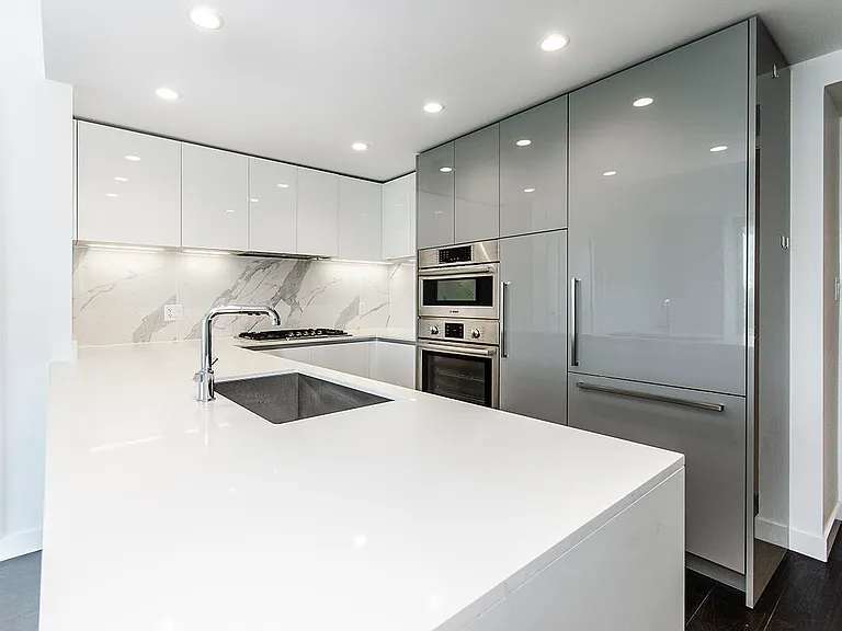 2085 Skyline Ct #2407 — Photo 4