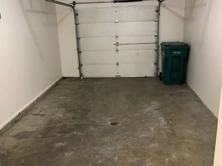 8160 Williwa Ave #B — Photo 4