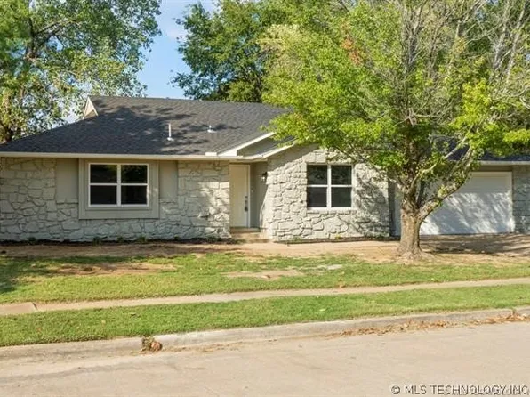 2508 E El Paso St, Broken Arrow, OK 74014