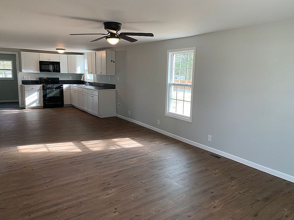 1st image of 302 N College St