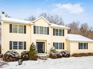 12426 Pleasant Valley Rd NE, Utica, OH 43080