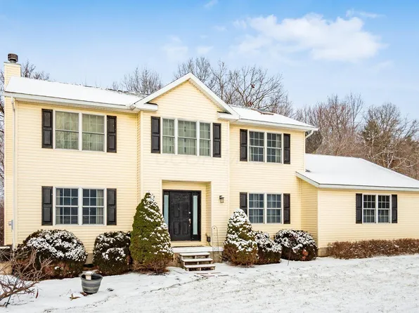 12426 Pleasant Valley Rd NE, Utica, OH 43080