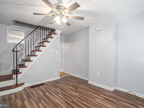 5th image of 713 Clymer St