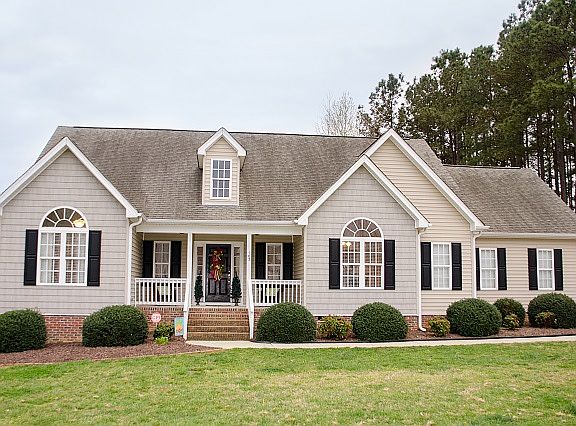 5th image of 103 Keeneland Dr