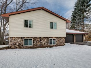 8110 Casper Way Ct, Inver Grove Heights, MN 55076