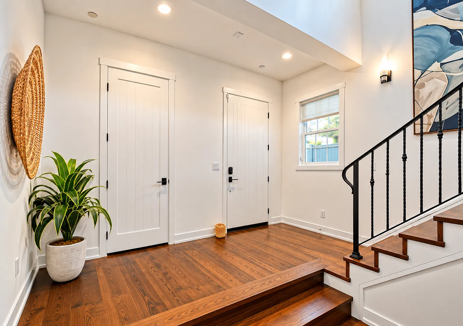 Upscale & Spacious, Spanish Style Tri-Level Townhome w/ Amazing Great Room Living Space, Rooftop ... — Photo 4