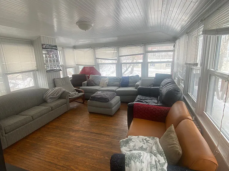9 Waterloo Ave — Photo 15