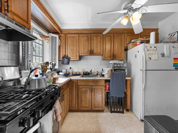 2026 Kennedy Boulevard image 7 of 13