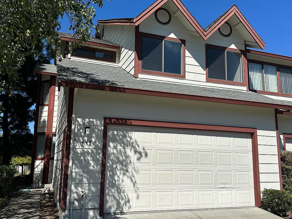 449 Dohrmann Ln
