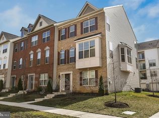 9626 Smithview Pl, Lanham, MD 20706