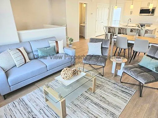 582 Aquitania Blvd W #4 — Photo 9