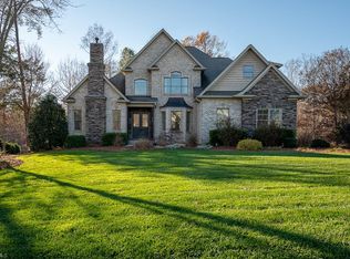 936 Montrachet Ct, Lewisville, NC 27023