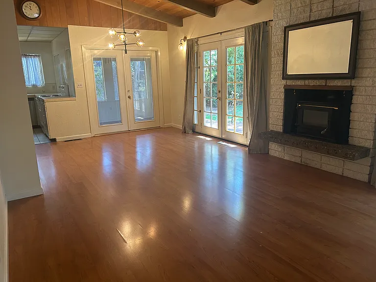 1641 Oak Vista Ave #1 — Photo 3