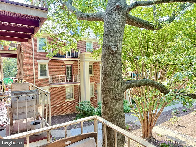 1407 E Abingdon Dr #4 — Photo 19