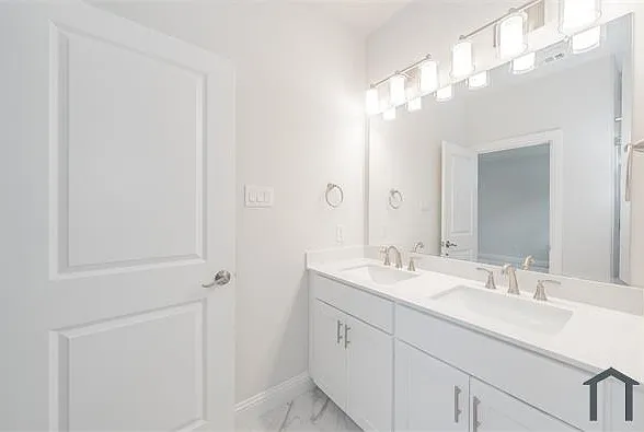 9600 Landing Way #2 — Photo 30