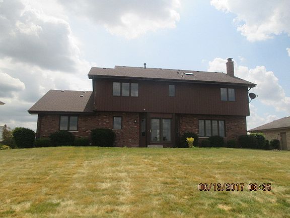 3rd image of 19536 Edgebrook Ln