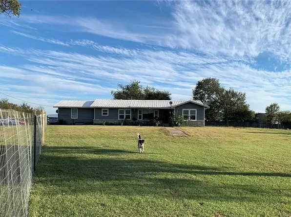 2813 Highway 21, Dale, TX 78616
