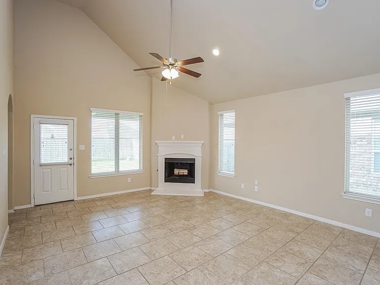 18327 High Summit Ln — Photo 9