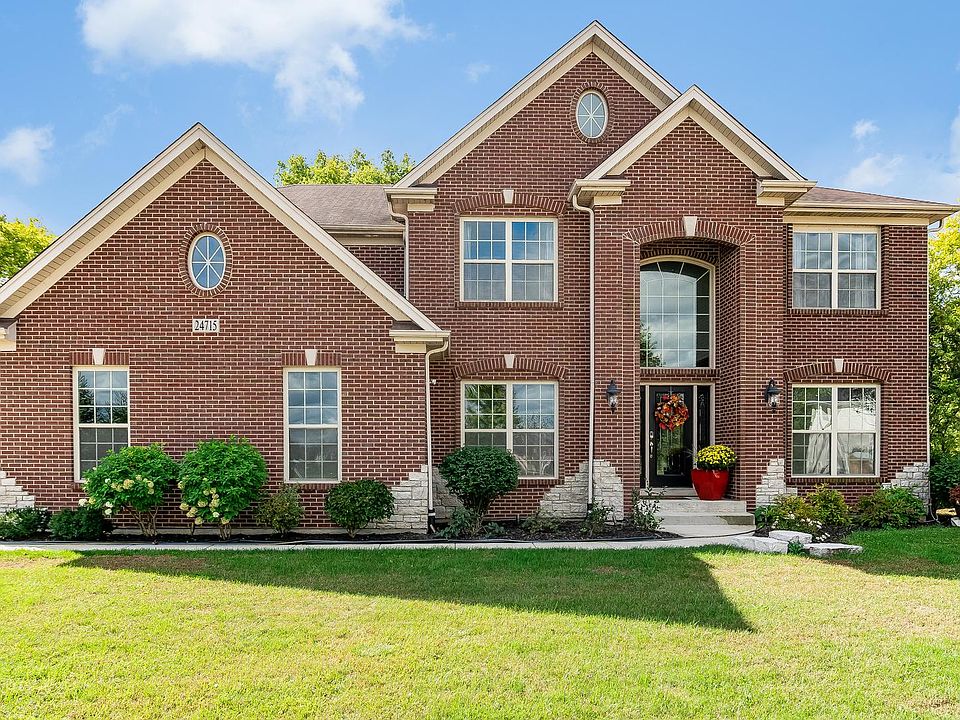 1st image of 24715 W Sleepy Hollow Ln