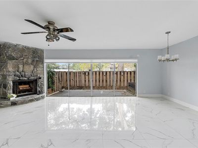 878 NW 81st Way, Plantation, FL, 33324