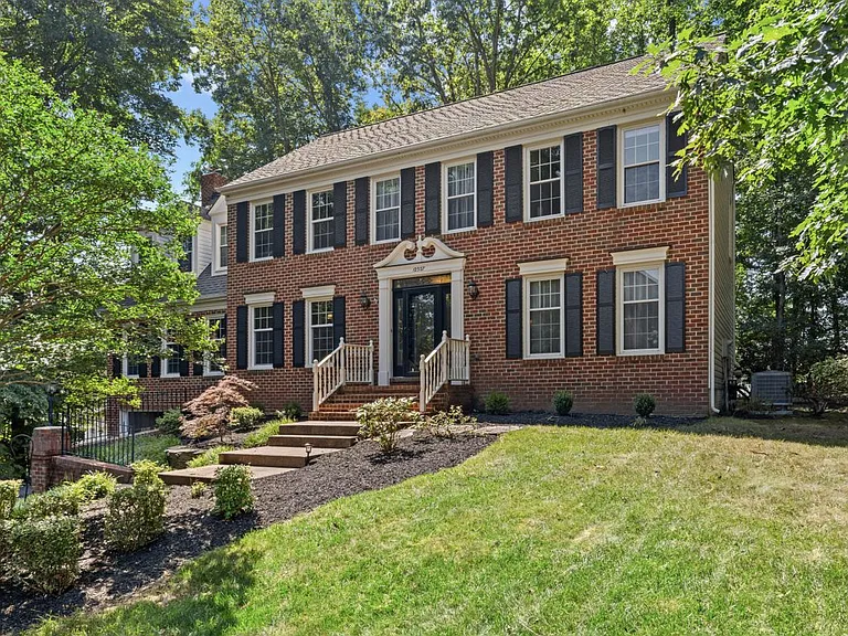 12307 Eliff Way — Photo 2
