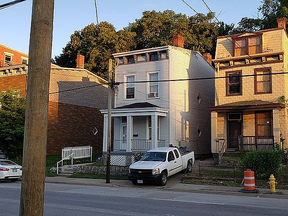4th image of 1763 Westwood Ave