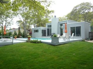 53 Homewood Dr, Hampton Bays, NY 11946