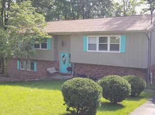 707 Teel Rd, Beckley, WV 25801