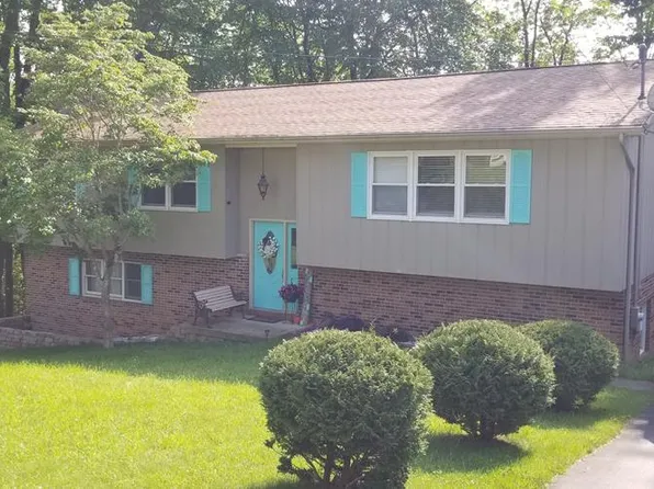 707 Teel Rd, Beckley, WV 25801