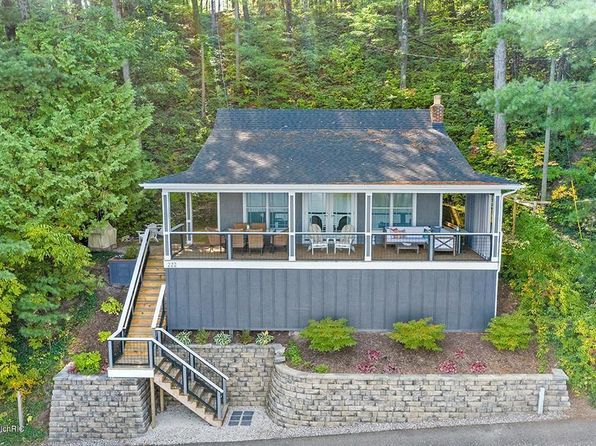 Waterfront Newaygo County Mi Waterfront Homes For Sale 60 Homes Zillow