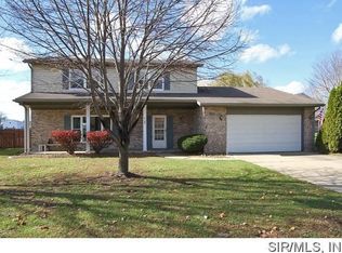 905 Fox Glenn Ln, Shiloh, IL 62221