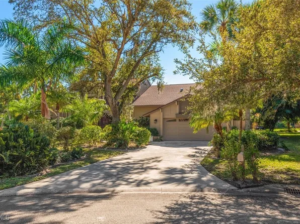 15825 San Antonio Ct, Fort Myers, FL 33908