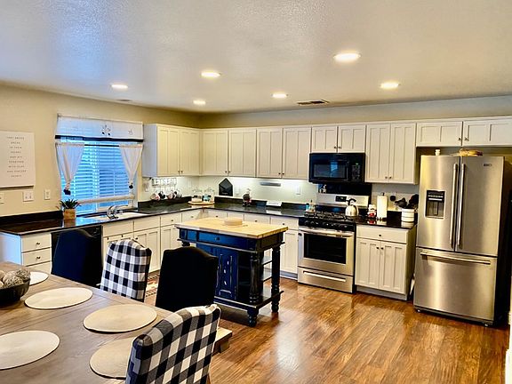 2nd image of 2417 S Rock Creek Dr