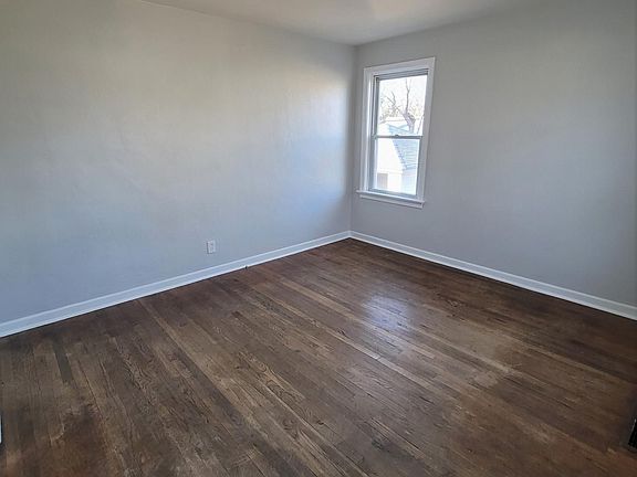 3rd image of 9501 Bataan Dr