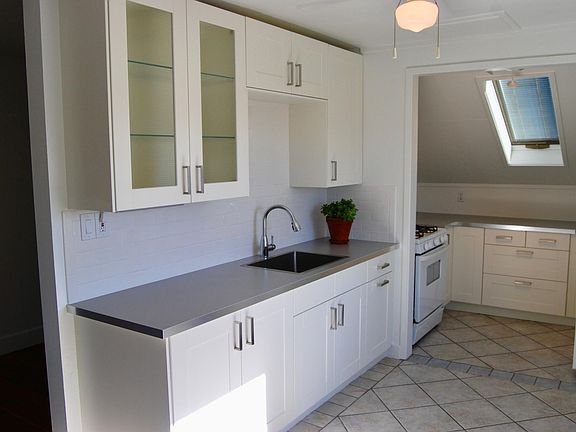 Spacious kitchen with lots of storage