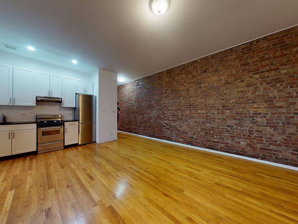 1st image of 1297 Lexington Ave APT 12