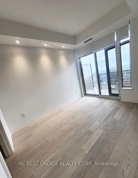 11 Yorkville Ave #5301 — Photo 20