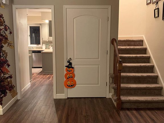 4th image of 406 Bryant Circle Dr
