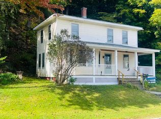 542 Route 121, Bellows Falls, VT 05101