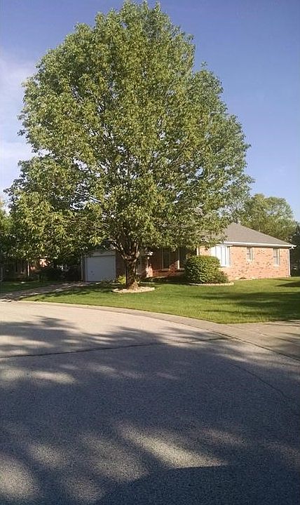 2nd image of 149 Dover Blvd S