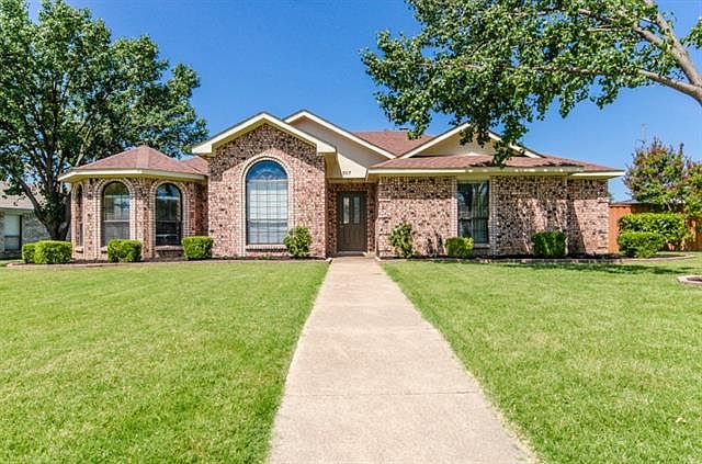 1st image of 507 Graham Ln