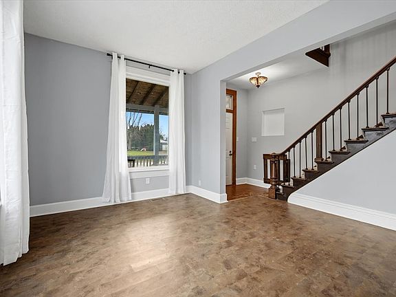 5th image of 412 N Wood St