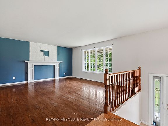 3rd image of 372 Lake Park Rd