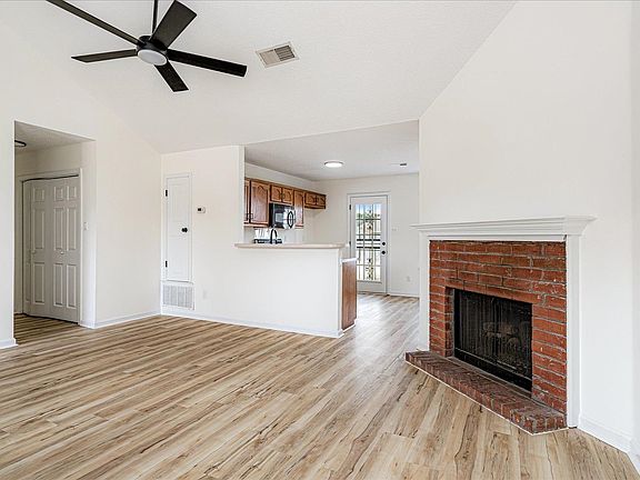 5th image of 6864 Lagrange Hill Rd