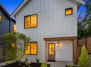 3227 NE 94th St, Seattle, WA 98115